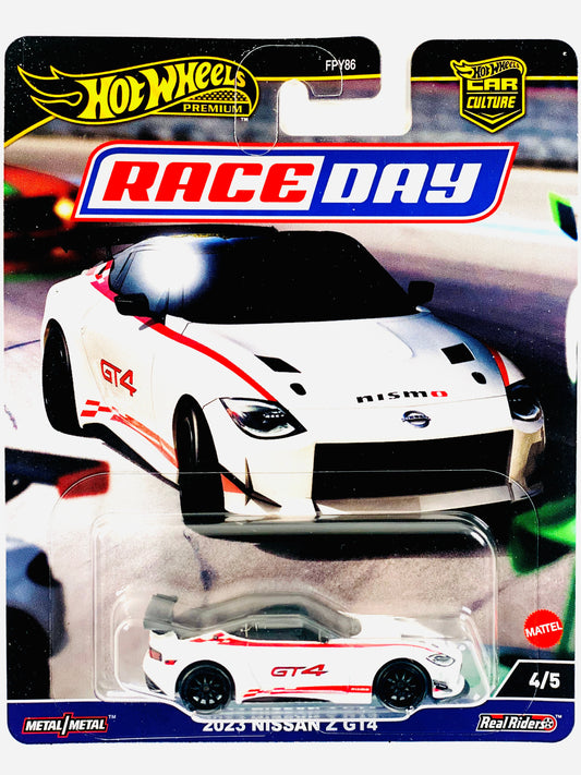 2024 Race Day 2 Case D 2023 Nissan Z GT4 - Damaged Card